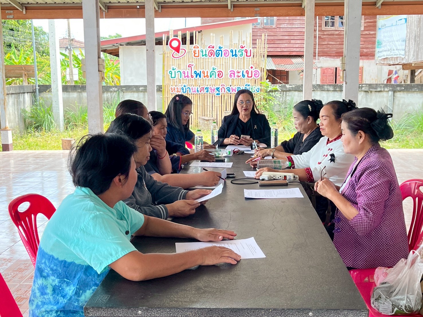พช.โคกศรีสุพรรณ จ.สกลนคร :ประชุมคณะทำงานขับเคลื่อนกองทุนพัฒนาบทบาทสตรีตำบลเหล่าโพนค้อ  อำเภอโคกศรีสุพรรณ จังหวัดสกลนคร ครั้งที่ 3/2569