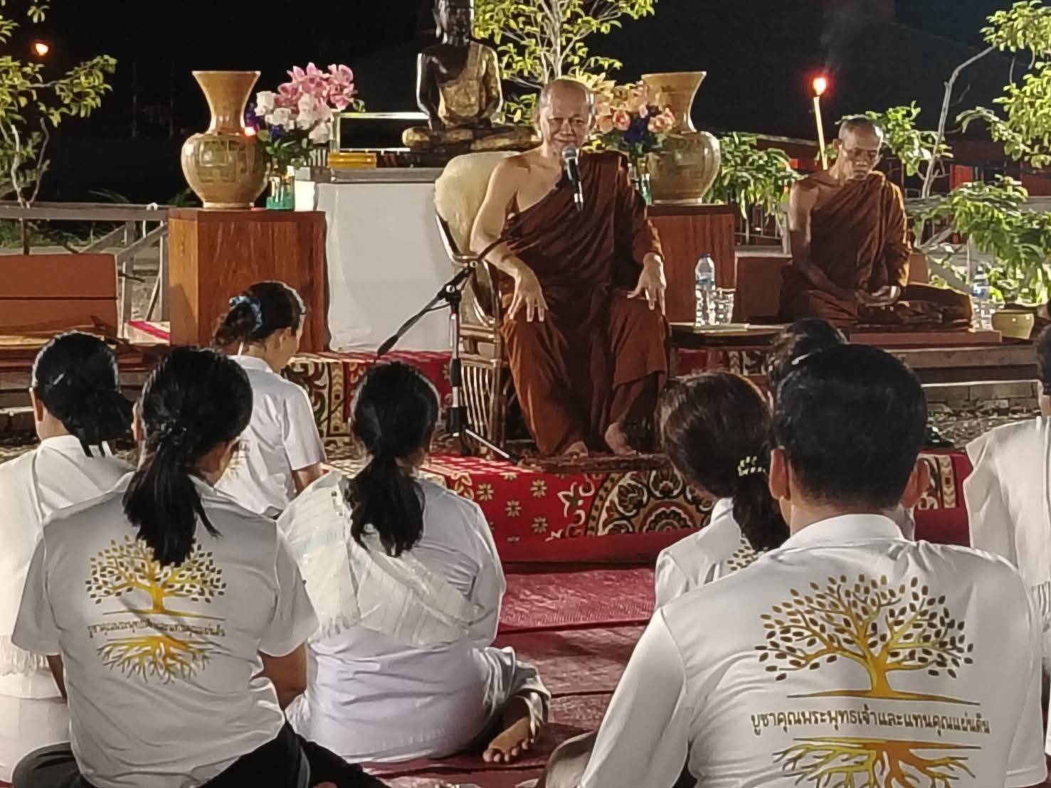 พช.โคกศรีสุพรรณ : โครงการเข้าวัดปฏิบัติธรรม สวดมนต์ ทำวัตรเย็น เจริญจิต ภาวนา ฟังธรรมเทศนา ทุกวันพระ  (วันพระขึ้น 8 ค่ำ เดือน 11) ประจำปี 2569